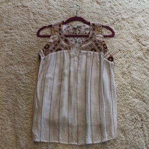 Sleeveless top soft and comfy